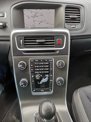 Volvo V60 D4 Momentum, 2.0d, 5 pistoane, euro 5, manuala, import Germania - imagine 7