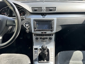 Volkswagen Passat 2.0 TDI 4Motion - imagine 5