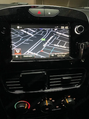 Ofer spre vânzare un autoturism marca Renault Clio 4, motorizare benzină 1.2 l, rulaj (9800 Km). - imagine 4