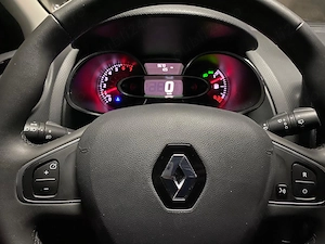 Ofer spre vânzare un autoturism marca Renault Clio 4, motorizare benzină 1.2 l, rulaj (9800 Km). - imagine 5