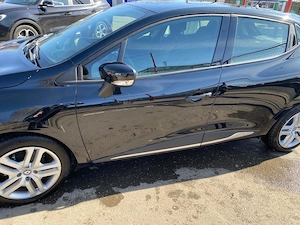 Ofer spre vânzare un autoturism marca Renault Clio 4, motorizare benzină 1.2 l, rulaj (9800 Km). - imagine 6