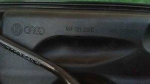 Capac motor cu filtru epurator. 2.0 FSI BLR BLX BLY BVX BVY BVZ 2005 - 2010 Vw, Audi, Skoda, Seat - imagine 2