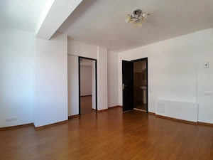 Apartament de vanzare - 2 camere - Baba Novac - imagine 6