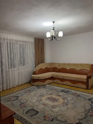 Închiriez apartament cu 2 camere în zona Decebal, strada Doina, etajul 1 - imagine 3