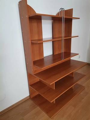 Biblioteca in lemn 