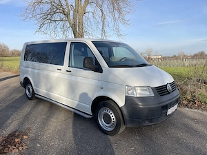 Volkswagen Transporter Locuri 8+1 loc 1.9 TDI  - imagine 2