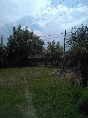 Vând casă și teren 