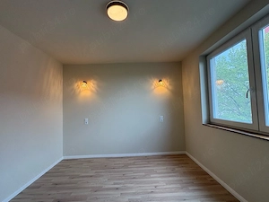 Apartament de vanzare 3 camere etaj 3 - imagine 3