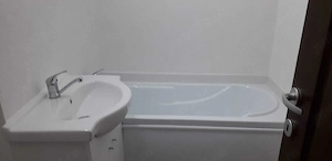 Garsoniera de inchiriat in zona Capatul lui 2 utilata si mobilata - imagine 4