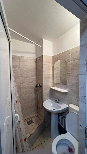 PROPRIETAR   Închiriez garsonieră 16 mp, et. II IV, Drumul Crețeștilor - imagine 4