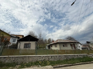 Casa de vanzare cu teren 1949mp in Pietrisu, Poiana Campina, Campina - imagine 2