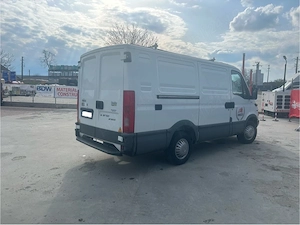 Vând autoutilitara Iveco Daily - imagine 2