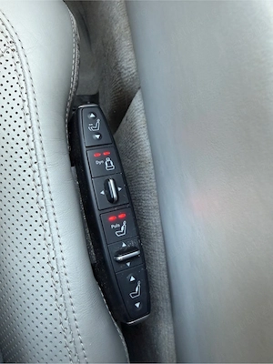 Vand Mercedes cls 350 , 4 matic , w218 - imagine 5