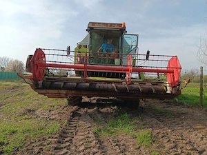 Vând Combina Dominator Claas 98