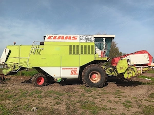 Vând Combina Dominator Claas 98 - imagine 2