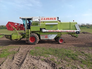 Vând Combina Dominator Claas 98 - imagine 3