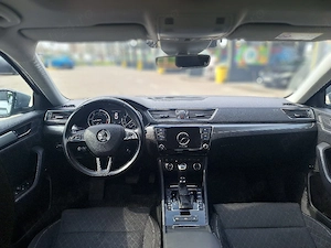 Skoda Superb 2.0 diesel - 190 cp - DSG - imagine 5