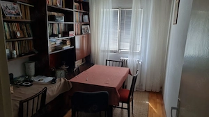 Proprietar vinde apartament 3 camere decomandat, Zona Lipovei - imagine 2