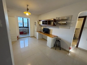 Apartament 3 camere de vanzare, zona Bucovina - imagine 2