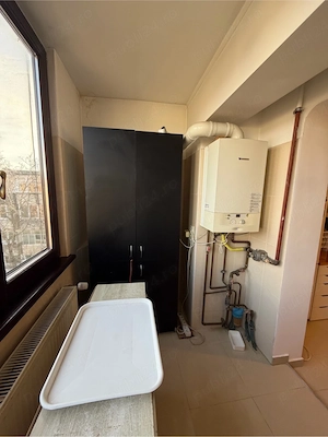 Apartament 3 camere de vanzare, zona Bucovina - imagine 6