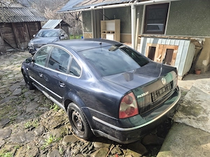 Passat B5.5 an 2002 pentru piese  - imagine 3