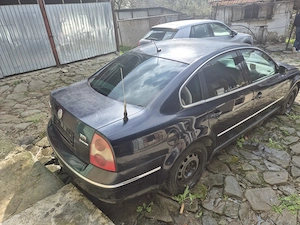 Passat B5.5 an 2002 pentru piese  - imagine 4