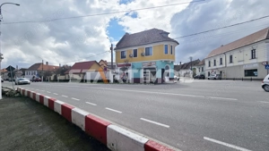 Spatiu comercial stradal Codlea - imagine 15