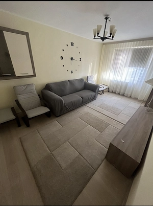 Inchiriez apartament 3 camere in zona Titan Auchan
