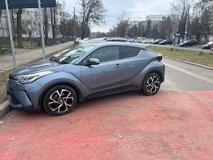 Toyota CH-R 1.8 Hybrid 122 cai 2021 Automata E-CVT - imagine 3