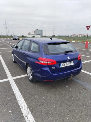 Vand PEUGEOT 308 SW 1.5HDI, 130cp, cutie automata, 213000km, an 2019, 9300euro neg - imagine 5