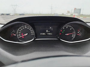 Vand PEUGEOT 308 SW 1.5HDI, 130cp, cutie automata, 213000km, an 2019, 9300euro neg - imagine 4