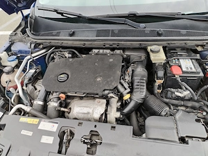 Vand PEUGEOT 308 SW 1.5HDI, 130cp, cutie automata, 213000km, an 2019, 9300euro neg - imagine 8