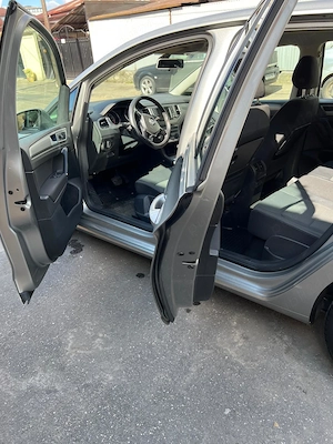 Volkswagen Golf Sportsvan 1.2 TSI Bluemotion 110 cp automata - imagine 5