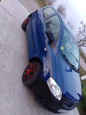 VW Fox 1.2 benzina 2006 97000 km 1300 euro - imagine 5