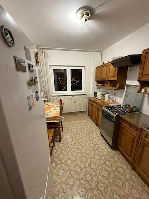 Caut coleg colega de apartament Eroii Revolutiei - imagine 7