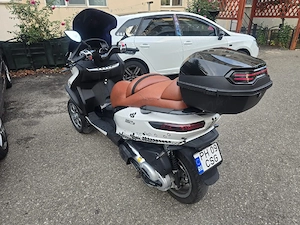 Piaggio Mp3 500ie LT categoria B - imagine 4