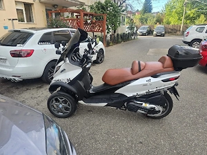 Piaggio Mp3 500ie LT categoria B - imagine 2