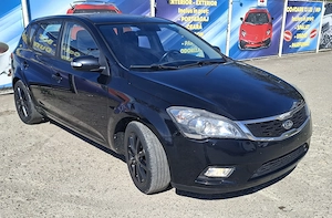 Kia Ceed hatchback 1,4 benzină 