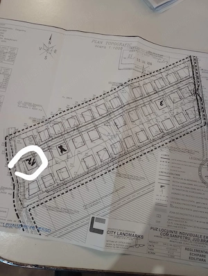 Vând teren intravilan