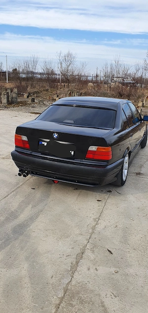 BMW seria 3  - imagine 5