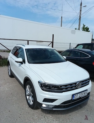Volkswagen Tiguan 2.0 TDI 150CP DSG (4x4) BORD DIGITAL - imagine 2