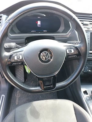 Volkswagen Tiguan 2.0 TDI 150CP DSG (4x4) BORD DIGITAL - imagine 4