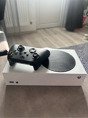 Vând Xbox series S 512 sau schimb cu laptop