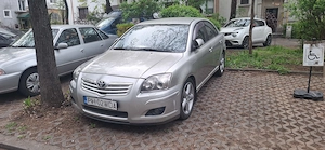 Toyota avensis 2.2 tdi