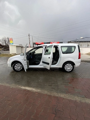 Vând Dacia Logan MCV  - imagine 3