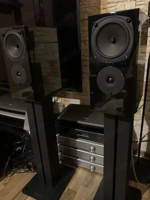 Boxe Audiophile REGA RS1 Black Piano Hand built in England Preț de MAGAZIN 840 