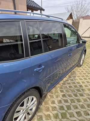 Vând Volkswagen Touran - imagine 5