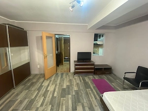 Închiriez ap.1 cam. T. Mihali - imagine 3