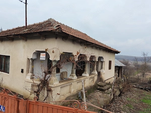 Casa bătrâneasca Sutesti - imagine 5