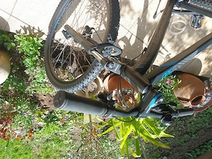 Vand bicicleta M stare ca noa...